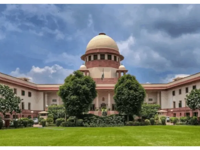 SUPREME COURT , SC ASK CENTRE ON DEPORTATION, सुप्रीम कोर्ट
