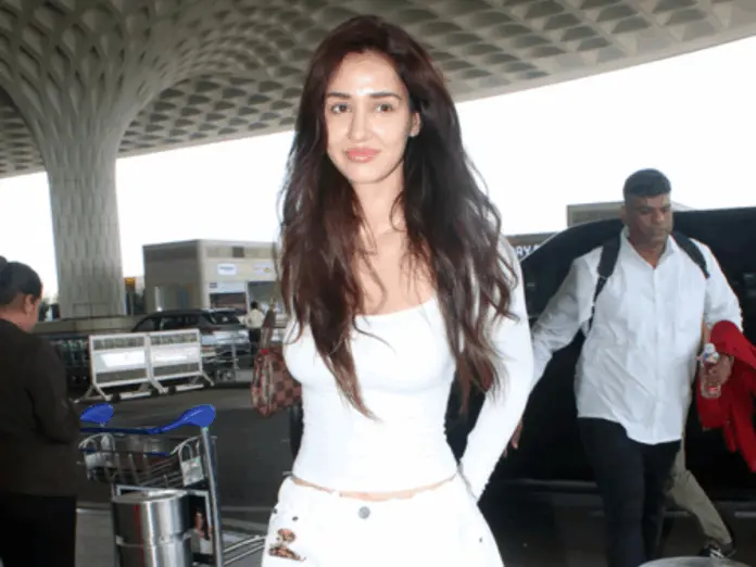 disha patani house attackers killed in encounter by up stf, दिशा पटानी