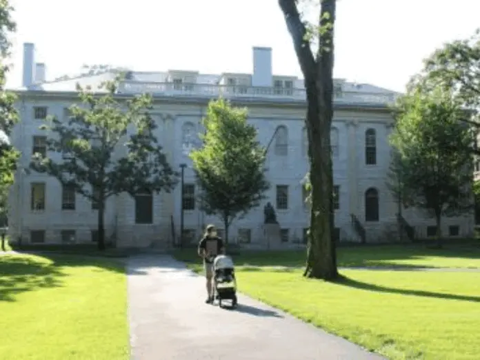 trump administration imposed new restrictions on harvard university, हार्वर्ड विश्वविद्यालय