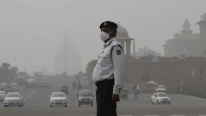 delhi aqi worse despite of grap 2 air goes toxic during diwali, दीवाली
