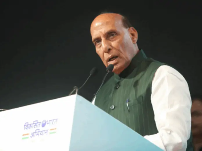 rajnath singh warned pakistan over sir creek military build up, राजनाथ सिंह