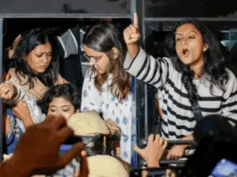 delhi police arrested 22 people in alleged slogan in favor of hidma while protesting worsen air qualit