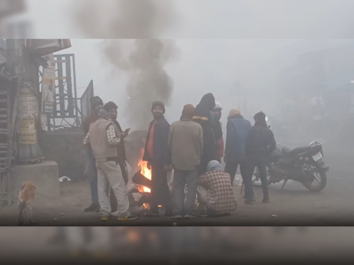 P weather, dense fog Uttar Pradesh, cold wave UP, Uttar Pradesh fog alert, 52 districts fog, weather forecast UP, Lucknow weather,