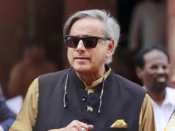 what did shashi tharoor speak about bjp win in thiruvanantpuram in local body polls, शशि थरूर