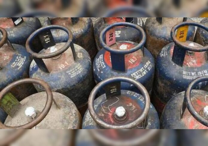 Rule Change From 1st February, LPG Price Hike 1st February, LPG Price Hike, Budget Day LPG Hike, LPG Price Hike On Budget Day,