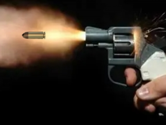 PUNJAB LAW STUDENT SHOT CLASSMATE THEN SHOOT HIMSELF, पंजाब