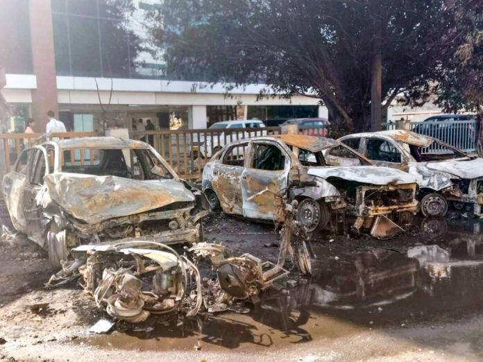 Vehicles set ablaze at Noida showroom (Photo- IANS)
