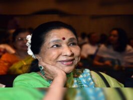 Asha Bhosle, Asha Bhosle health, Asha Bhosle hospital, Asha Bhosle health update, Asha Bhosle news, Asha Bhosle latest news, Asha Bhosle hospitalised, singer Asha Bhosle
