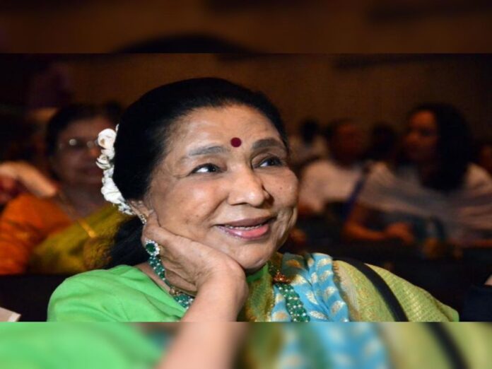 Asha Bhosle, Asha Bhosle health, Asha Bhosle hospital, Asha Bhosle health update, Asha Bhosle news, Asha Bhosle latest news, Asha Bhosle hospitalised, singer Asha Bhosle