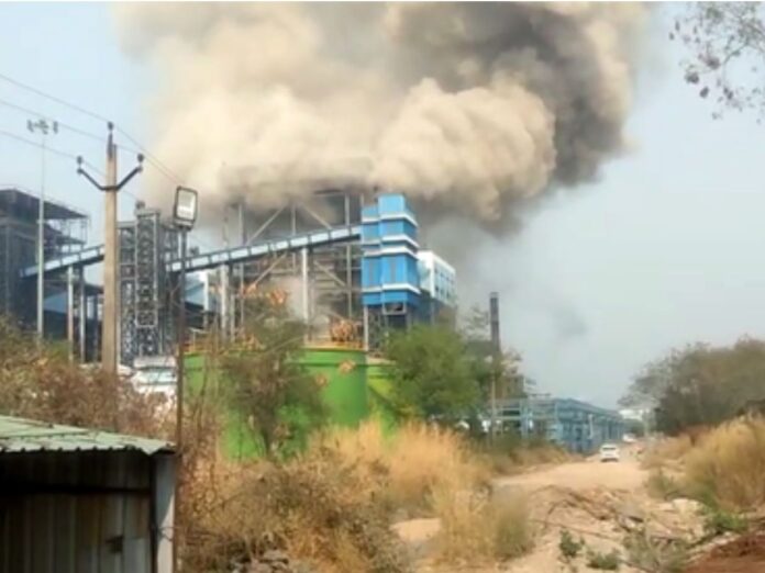 chhattisgarh vedanta power plant boiler blast causes labourers deaths many injured, छत्तीसगढ़, वेदांता