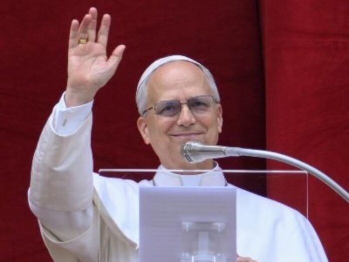 pope leo blasts at tyrants told it take second to destroy but, पोप लियो