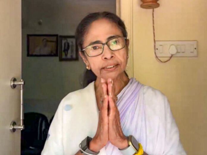 WEST BENGAL MAMATA BANERJEE SHARED VIDEO AMID COUNTING APPEALED WORKERS TO STAY TILL EVENING, पश्चिम बंगाल, ममता बनर्जी, भाजपा, टीएमसी