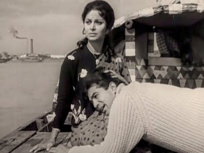 Rajesh Khanna and Waheeda Rehman
