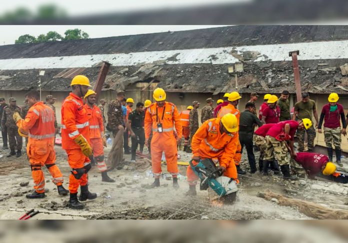 Kolkata warehouse collapse