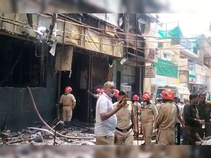 delhi fire, fir accident