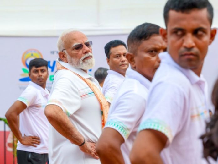 why-pm-modi-wait igi airport on neet re exam day, पीएम मोदी, दिल्ली एयरपोर्ट